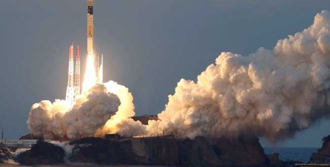 Japan launches Astro-H satellite to study black holes (Video)