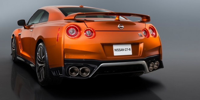 2017 Nissan GT-R Snagged At New York Auto Show! (Video)