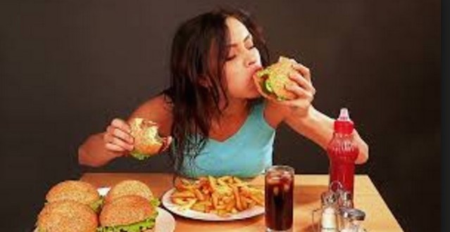 Lack of Sleep Increases Junk Food Cravings, says new Research