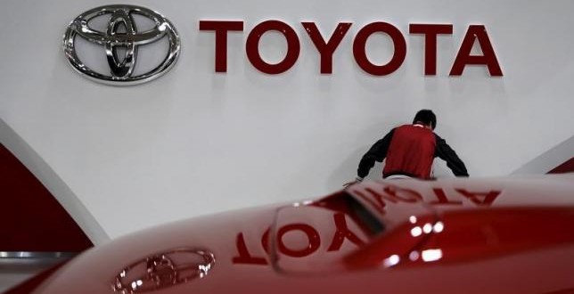 Toyota recalls 400124 vehicles in Canada over airbag defects