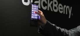 Blackberry CEO John Chen says tech firms should comply with lawful access