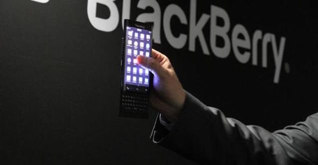 Blackberry CEO John Chen says tech firms should comply with lawful access