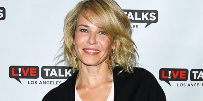 Chelsea Handler Once Again Poses Naked, See Her “Bush” – Pic