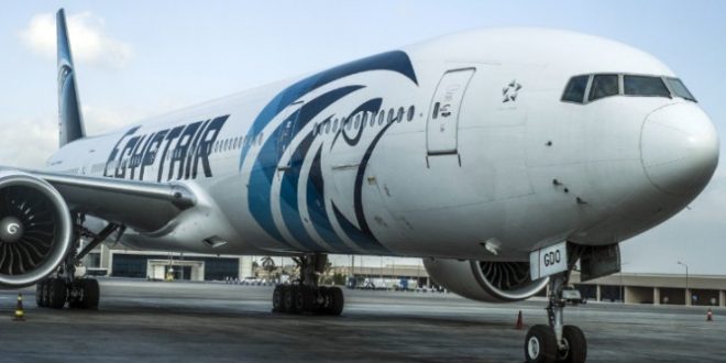 EgyptAir flight crash: Debris, bodies and belongings found, egyptian military says