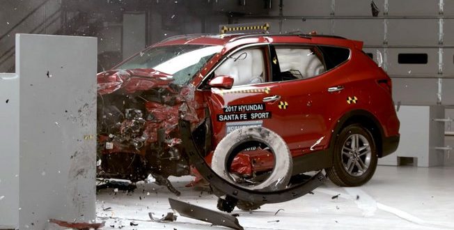 Hyundai Santa Fe Sport earns IIHS TOP SAFETY PICK Plus (Video)