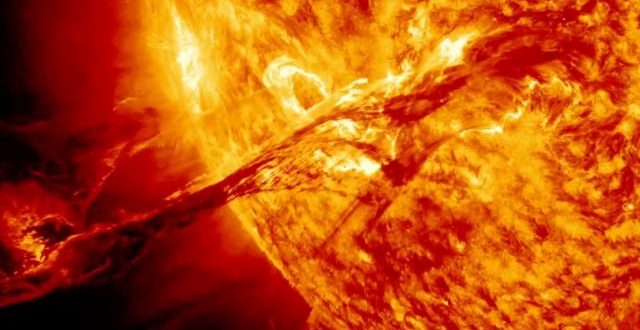 Solar Superflares May Have Sparked Life by Warming Earth