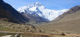 Three Mount Everest Climbers Die on Their Way Down