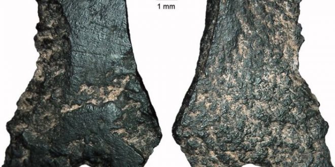 World's Oldest Hatchet Found in Australia (Photo)