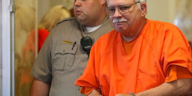 Robert Bates: Oklahoma 'Taser error' ex-officer jailed for four years