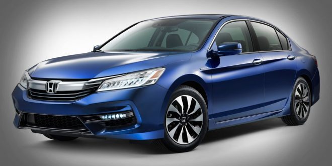 2017 Honda Accord Hybrid: Almost emission-less, almost transmission-less (Video)
