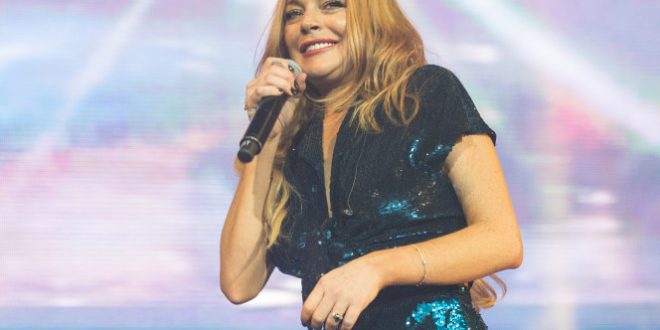 Star Lindsay Lohan says her fiancé needs therapy