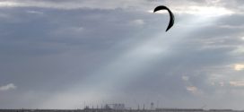 Toronto Kite boarder rescues woman from Lake Erie