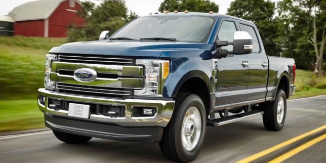 2017 Ford Super Duty Review: Pickup Trucks V-8 Turbo Engine (Video)