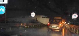 Plane Crash Lands In Road Italy (Video)