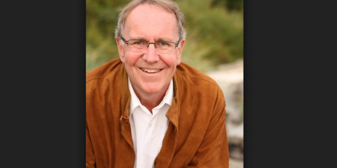 West Vancouver councillor Michael Lewis dies of lung cancer