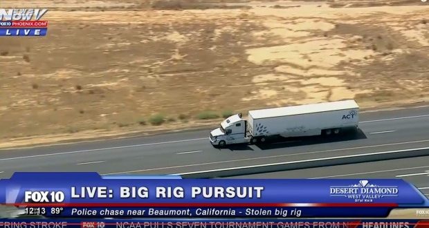 CHP Officers pursuing stolen big rig in Riverside County (WATCH LIVE)