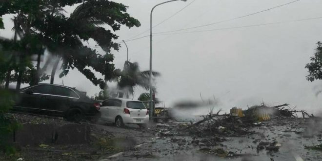 Super Typhoon Meranti causes evacuations in Taiwan, Alert issued in China