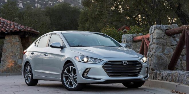 2017 Hyundai Elantra Aims to Be Roomier and More Refined