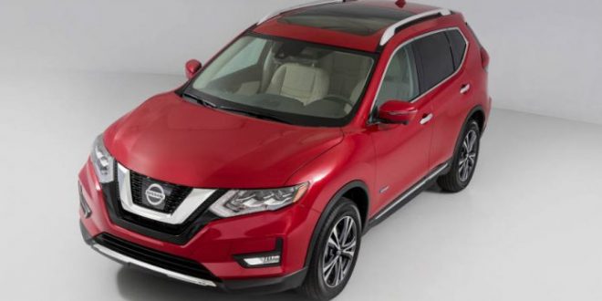 2017 Nissan Rogue Bringing New Style and a Hybrid? (Video)