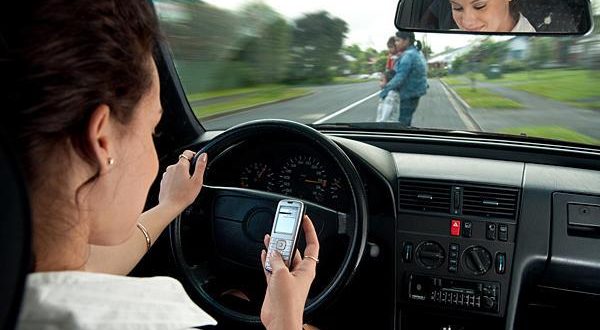 A third of people say they still text while driving, CAA poll