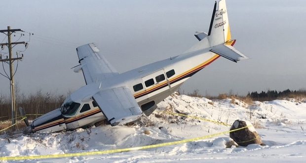 Fort McMurray: Plane makes emergency landing at airport (Photo)