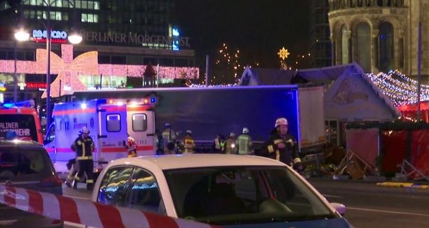 Nine dead as truck crashes into Berlin Christmas market (Video)