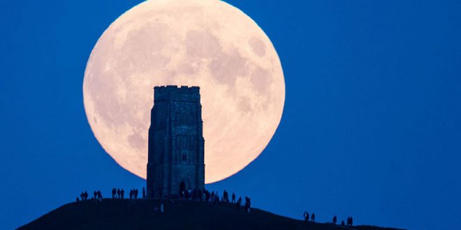 Videos of the last supermoon of 2016