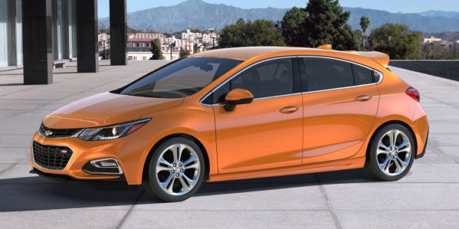 2017 Chevrolet Cruze Hatchback Smart-driving SUV Alternative (Video)