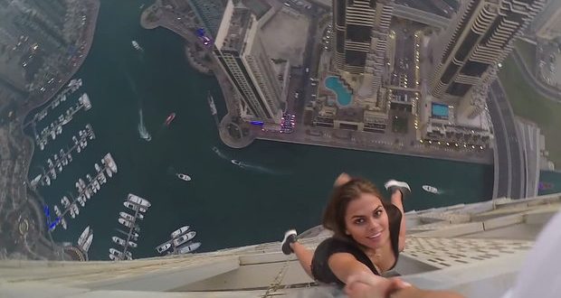 Russian model dangles off Dubai skyscraper for photo shoot (Video)