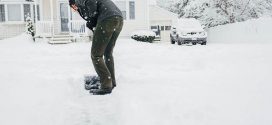 Snow shoveling increases risk of heart attack in men, says new study