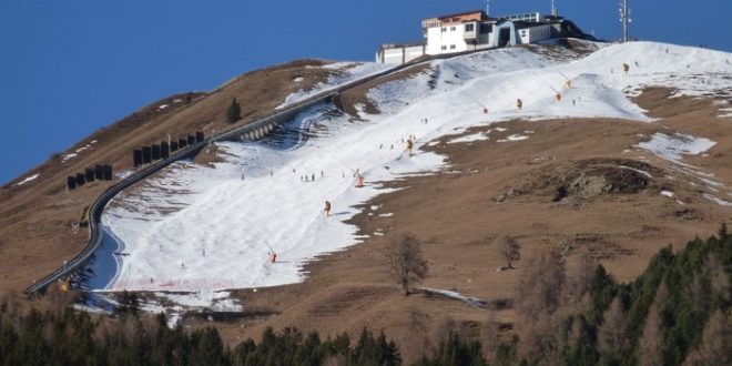 Snow to largely disappear from Alps by 2100, says new study