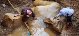 Archaeologists Find Ramses Statue in Cairo Slum