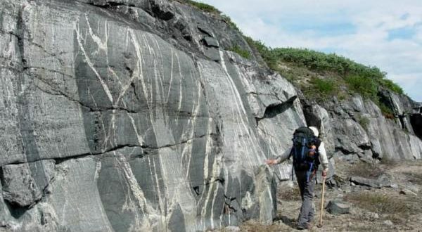Earth's Original Crust Found in Canadian Shield