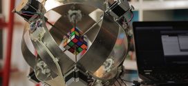 Robot breaks fastest Rubik's Cube solving record (Video)