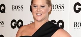 Amy Schumer buys $2K mattress for store employee who let her use the bathroom