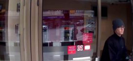 Hotel robbed by man with gun (Photo)