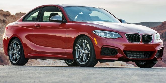 2017 BMW 2 Series spied with minor design tweaks (Video)