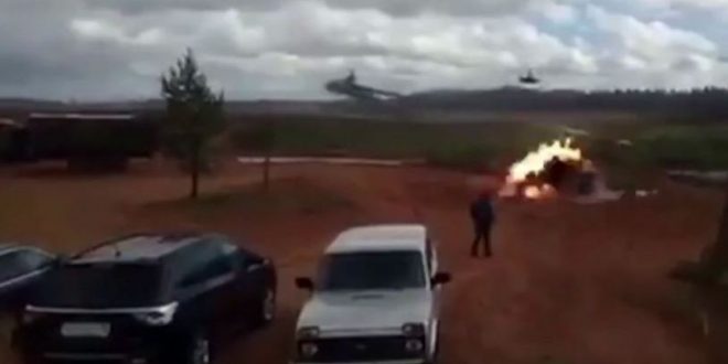 Russian helicopter fires on spectators at drills (Watch)