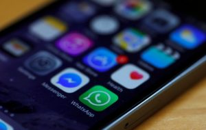 Whatsapp down, not working for users worldwide, including canada