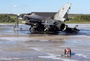 Belgian mechanic destroys F-16: accidentally fired on the ground